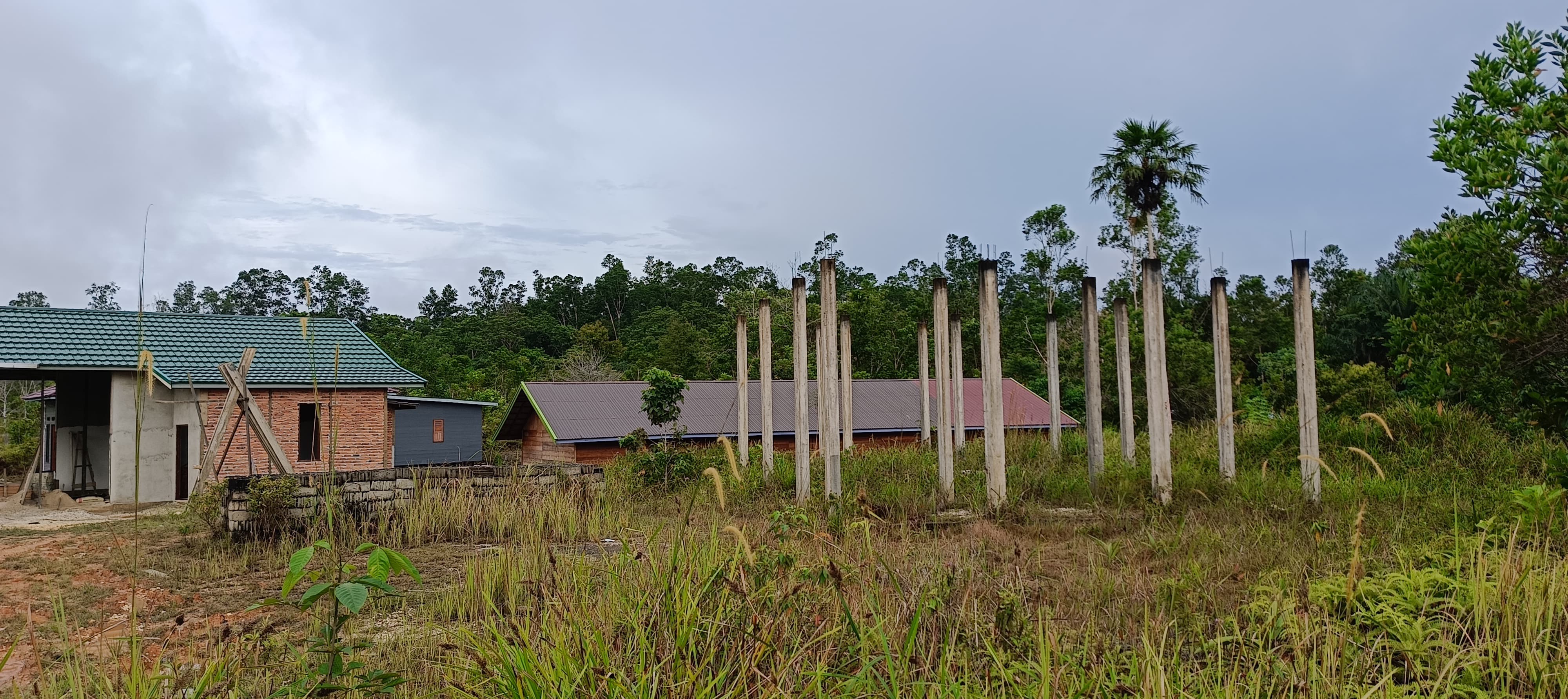 Pembangunan Mushola SMAN 1 Laung Tuhup Terkendala Dana